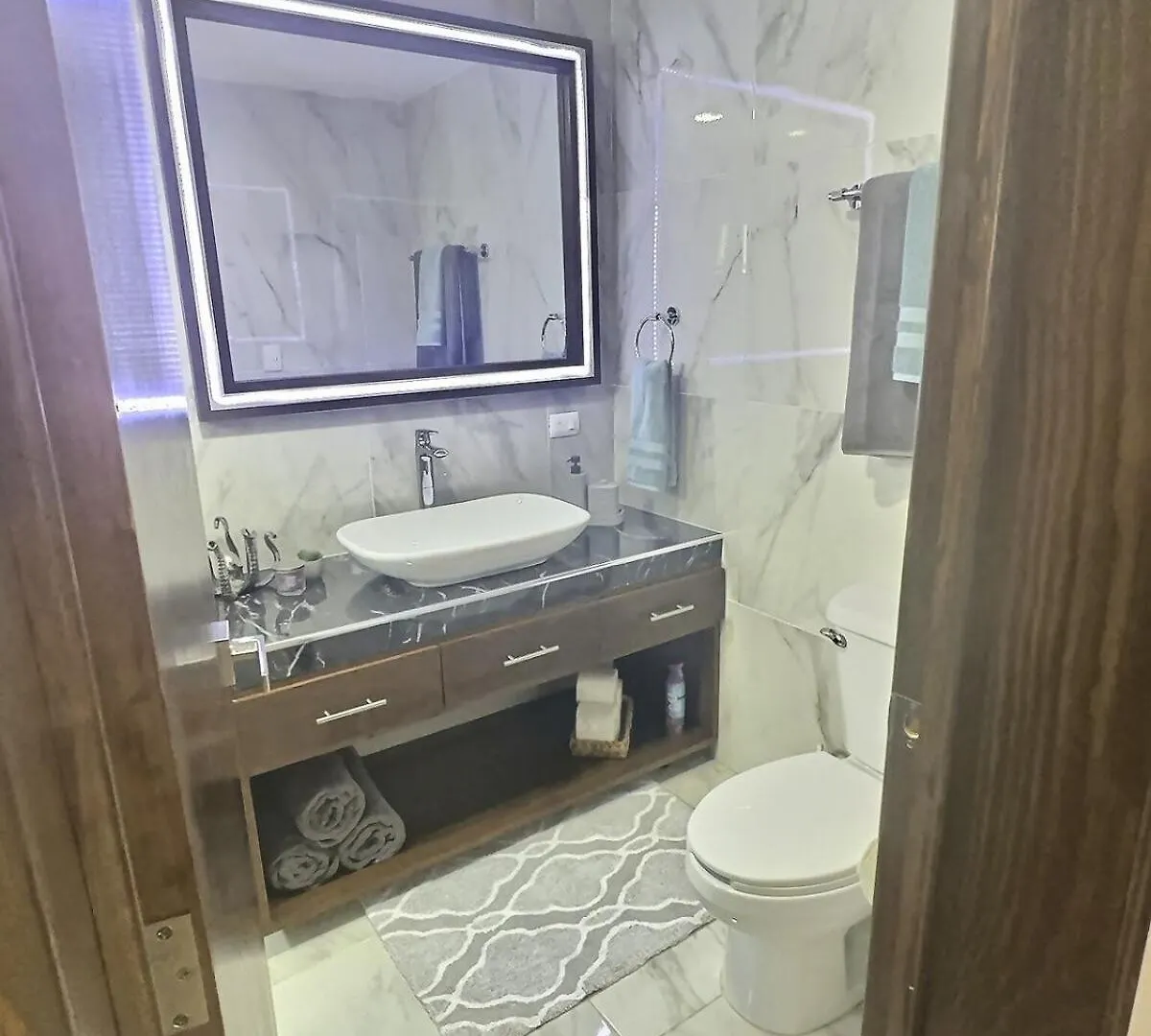 Newly Renovated & Furnished Apartment Cozumel Mexico